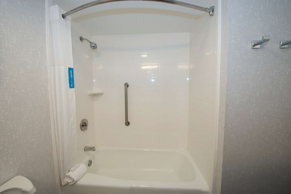 Фото Hampton Inn Southlake