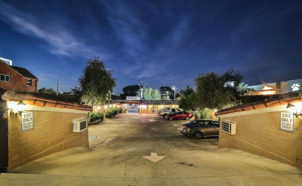 Фото El Patio Inn