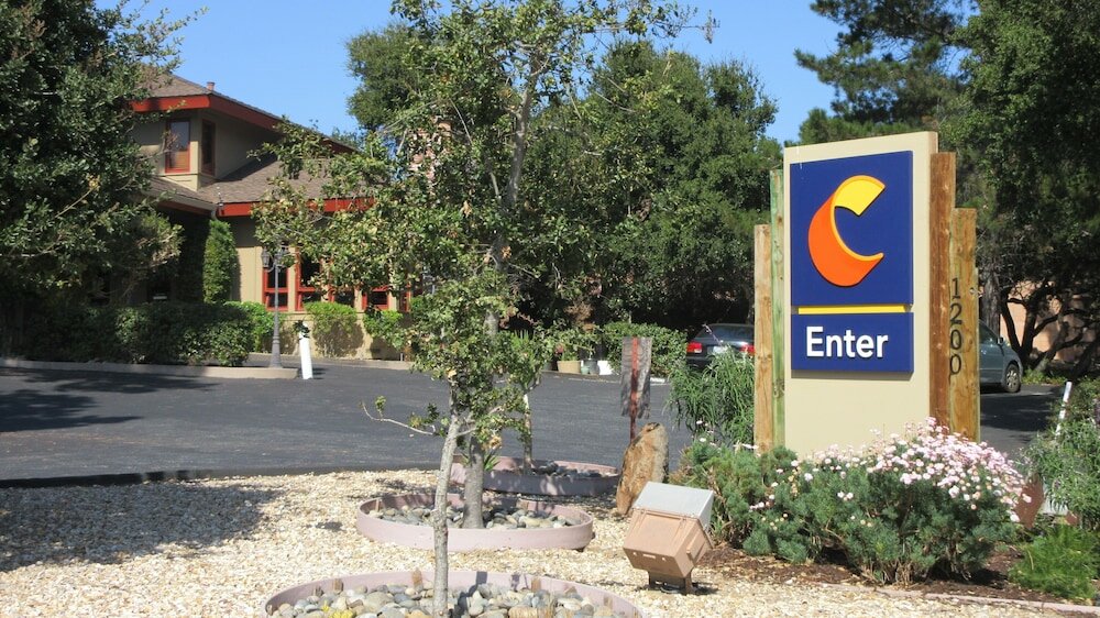 Фото Comfort Inn Monterey Peninsula Airport