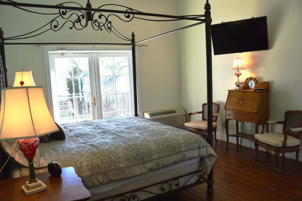 Фото Briar Patch Bed & Breakfast Inn