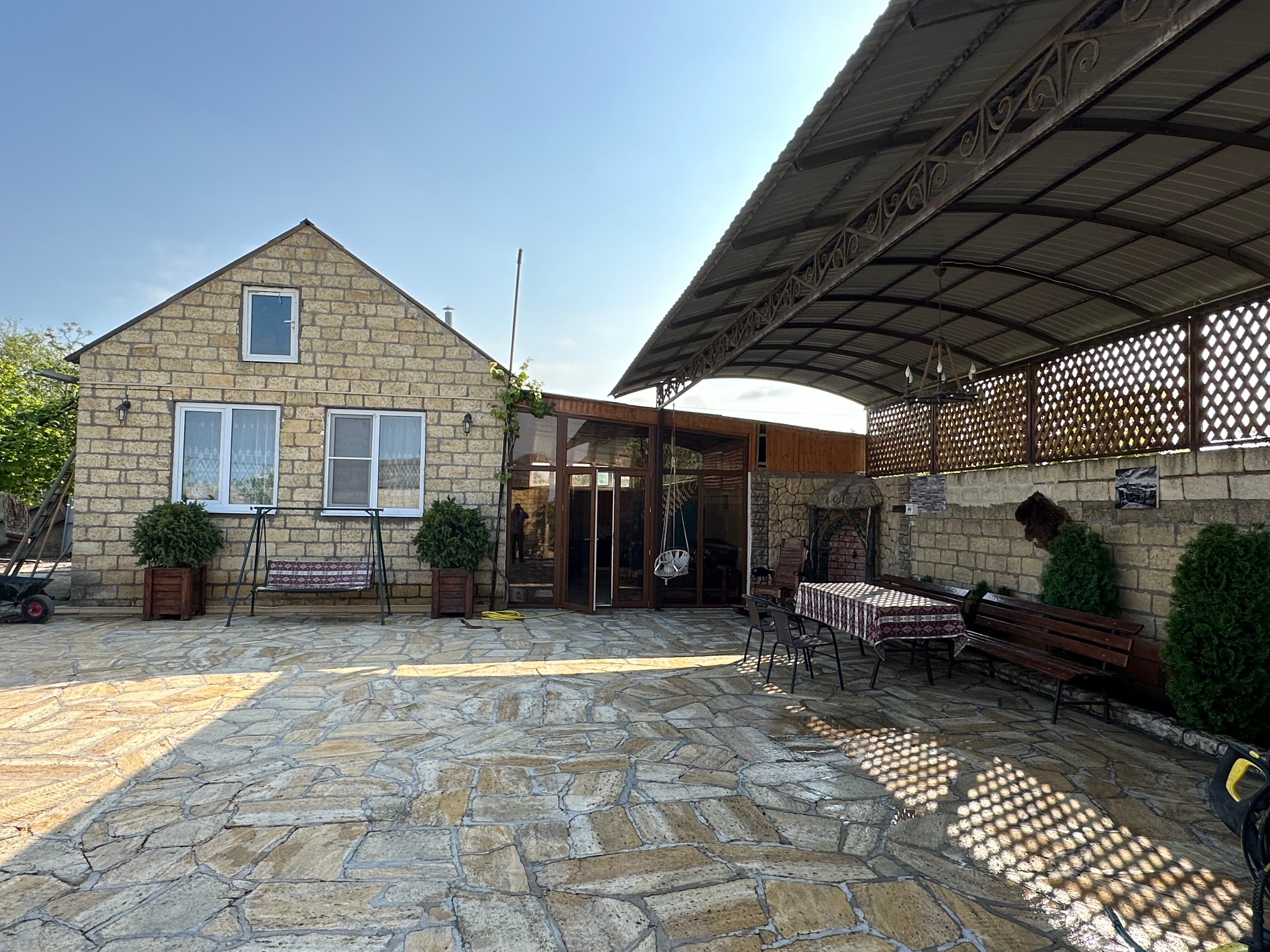 Фото Дача у берега моря