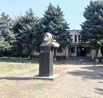 Otdeleniye pochtovoy svyazi Kalnibolotskaya 353001 (stanitsa Kalnibolotskaya, ulitsa Frunze, 28) ، مكتب البريد