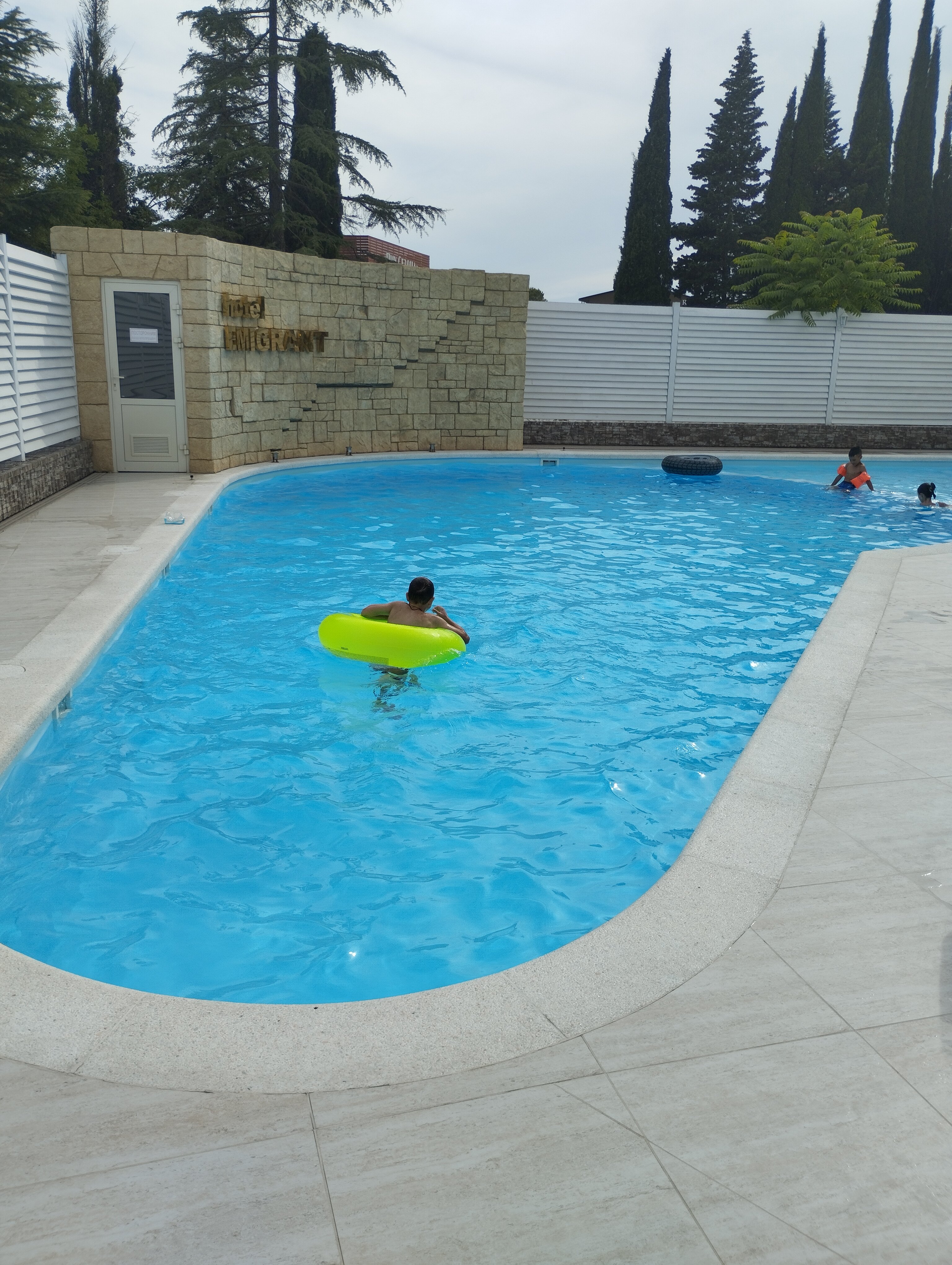 Фото Эмигрант