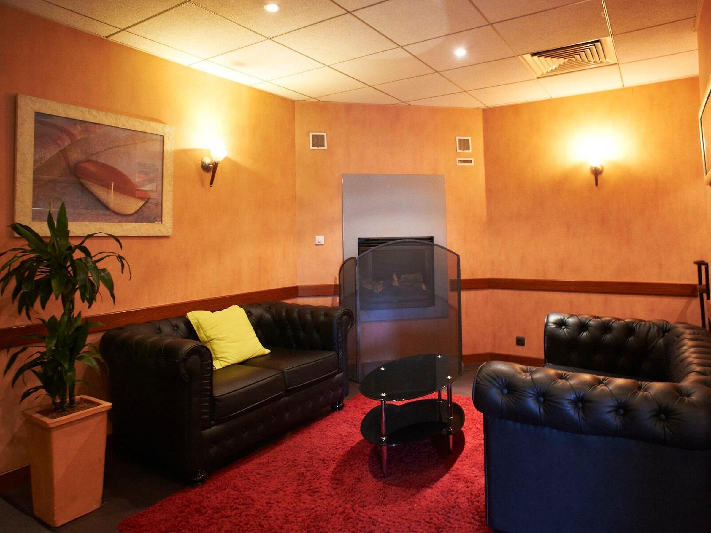 Фото Logis Angers Sud