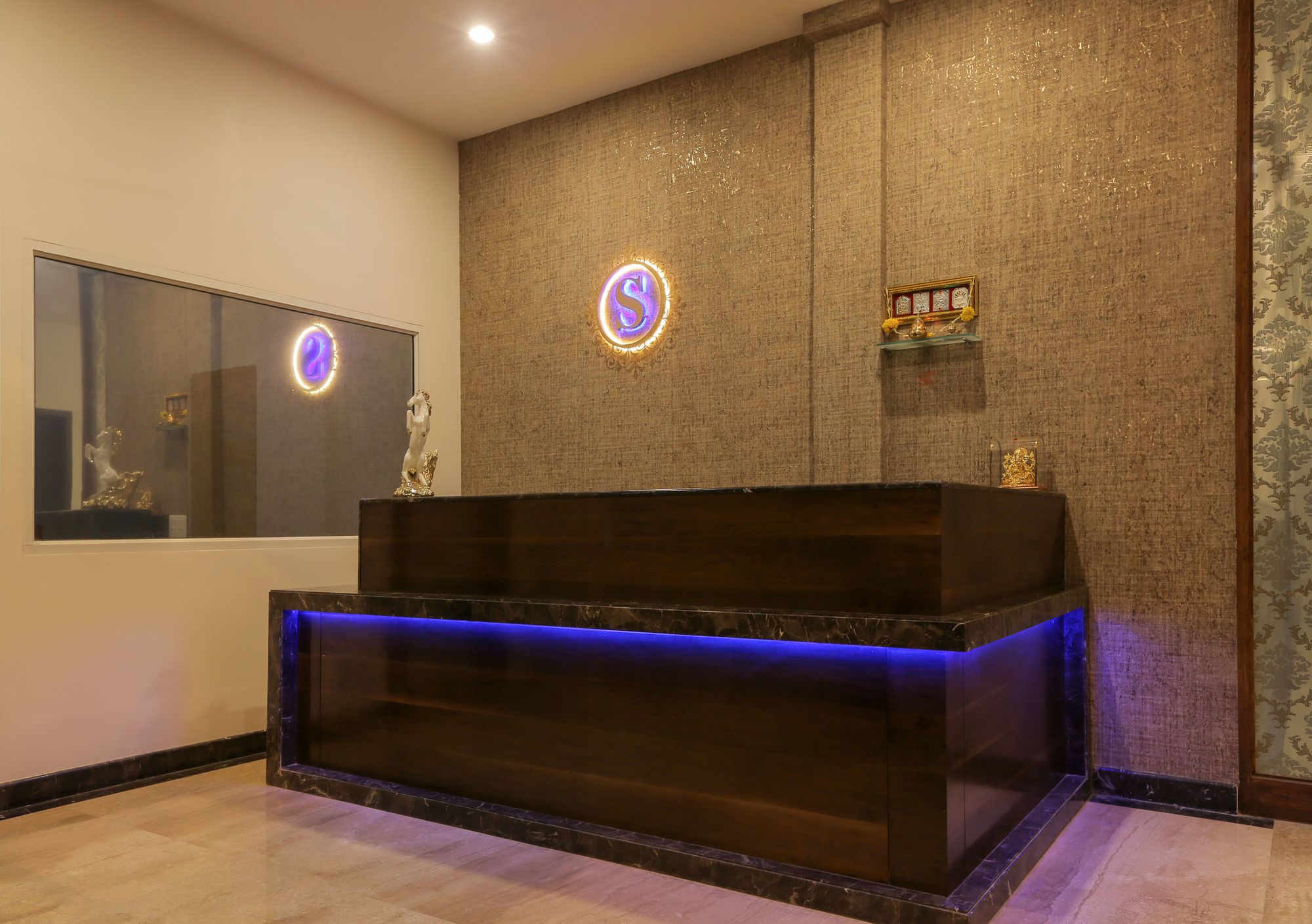 Фото Hotel Samrat