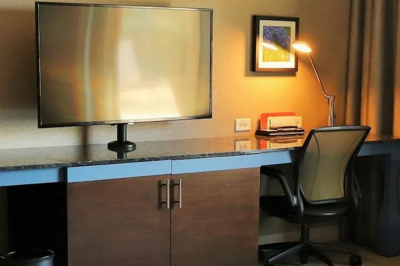 Фото Hilton Garden Inn Austin Airport