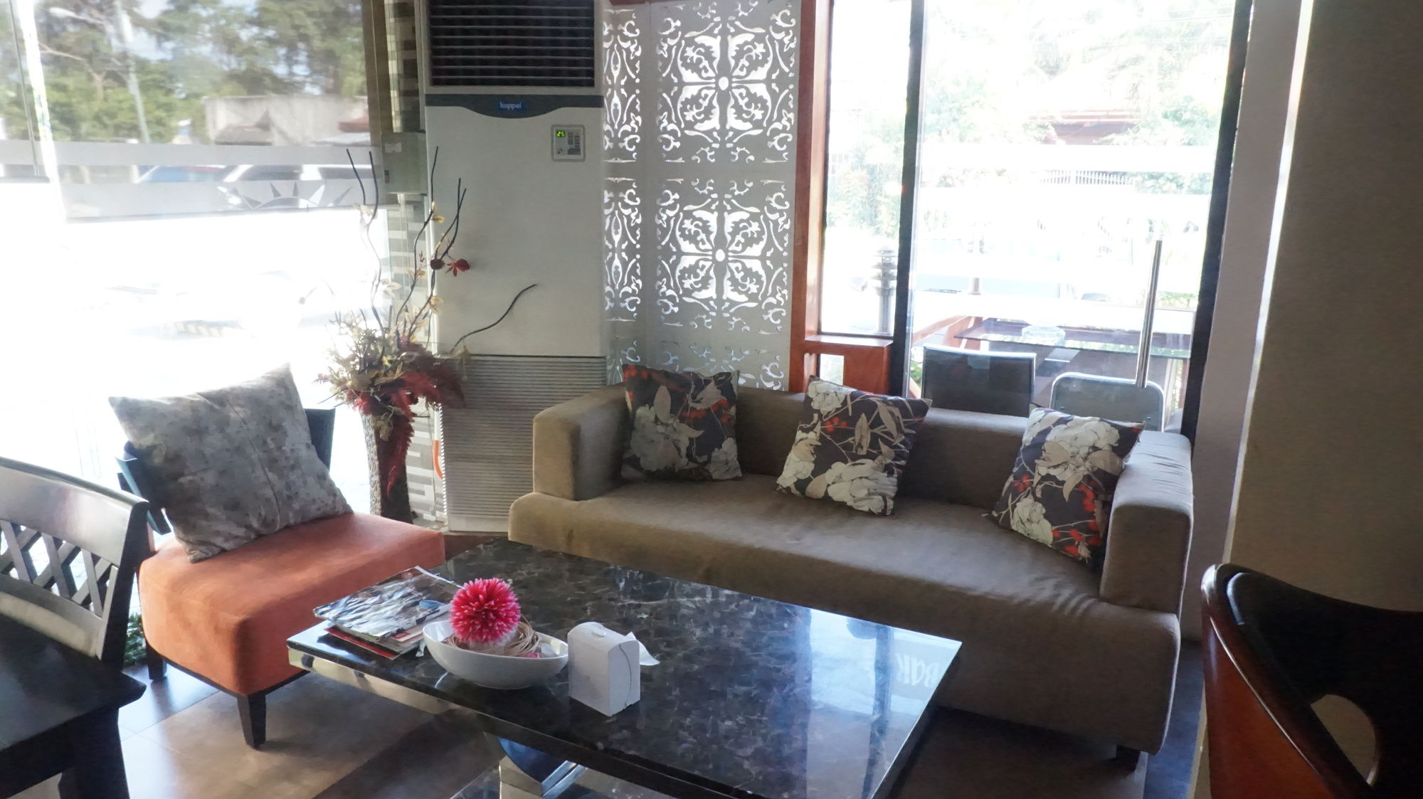 Фото Zanrock MicroHotel