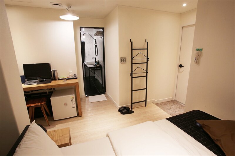 Фото Hotel Millhaus Shinchon