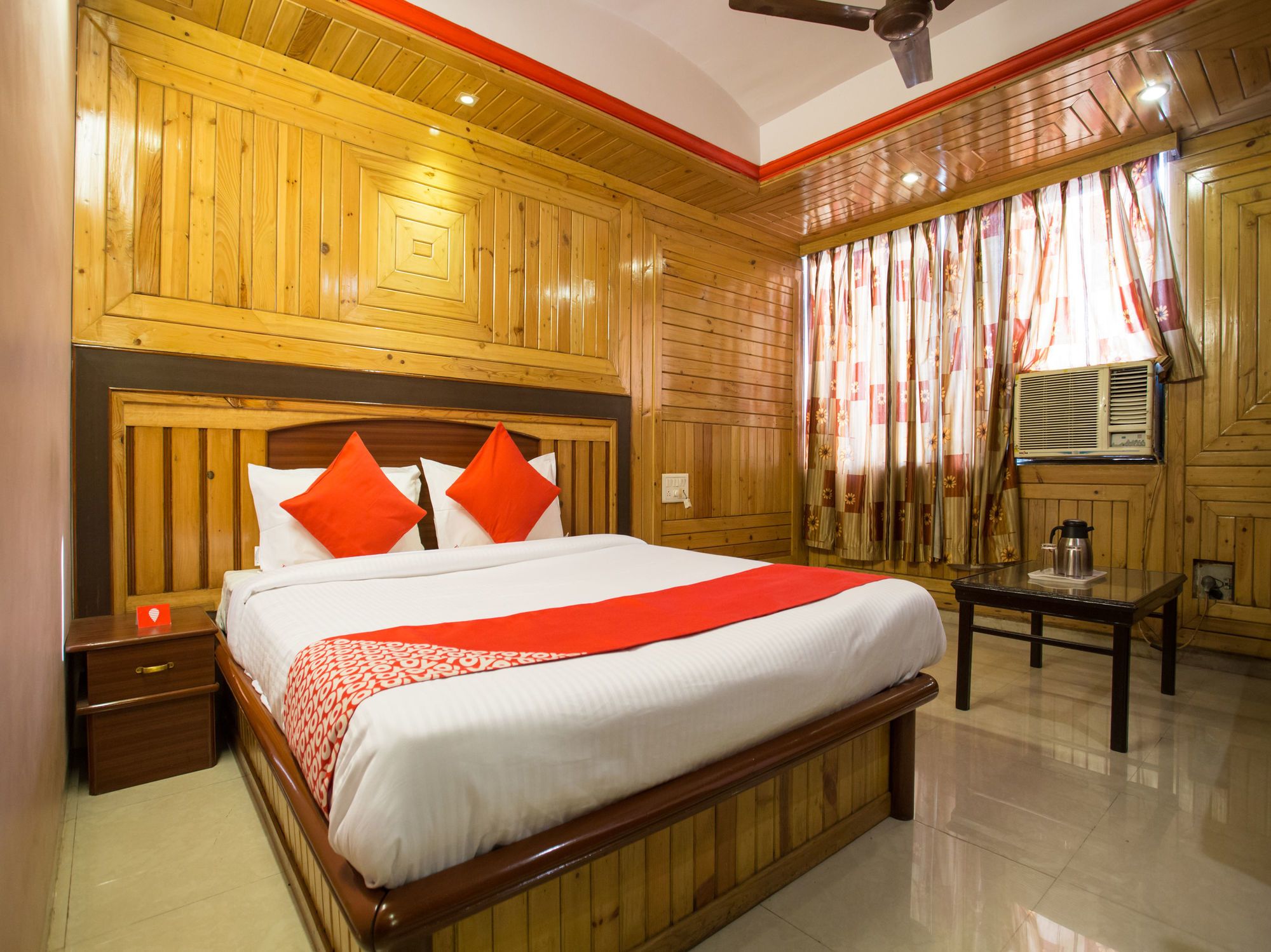 Фото Hotel Pratap Heritage