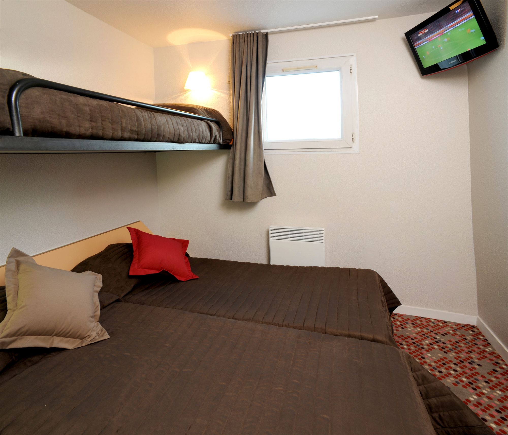 Фото Welcomotel Les Mureaux