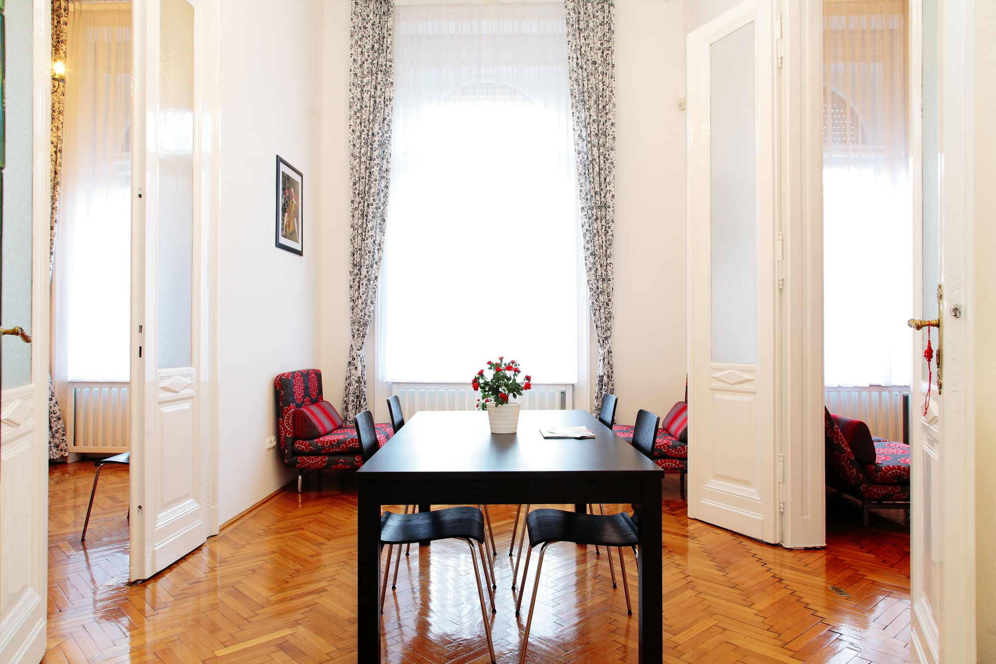 Фото Budapest Maverick Apartments