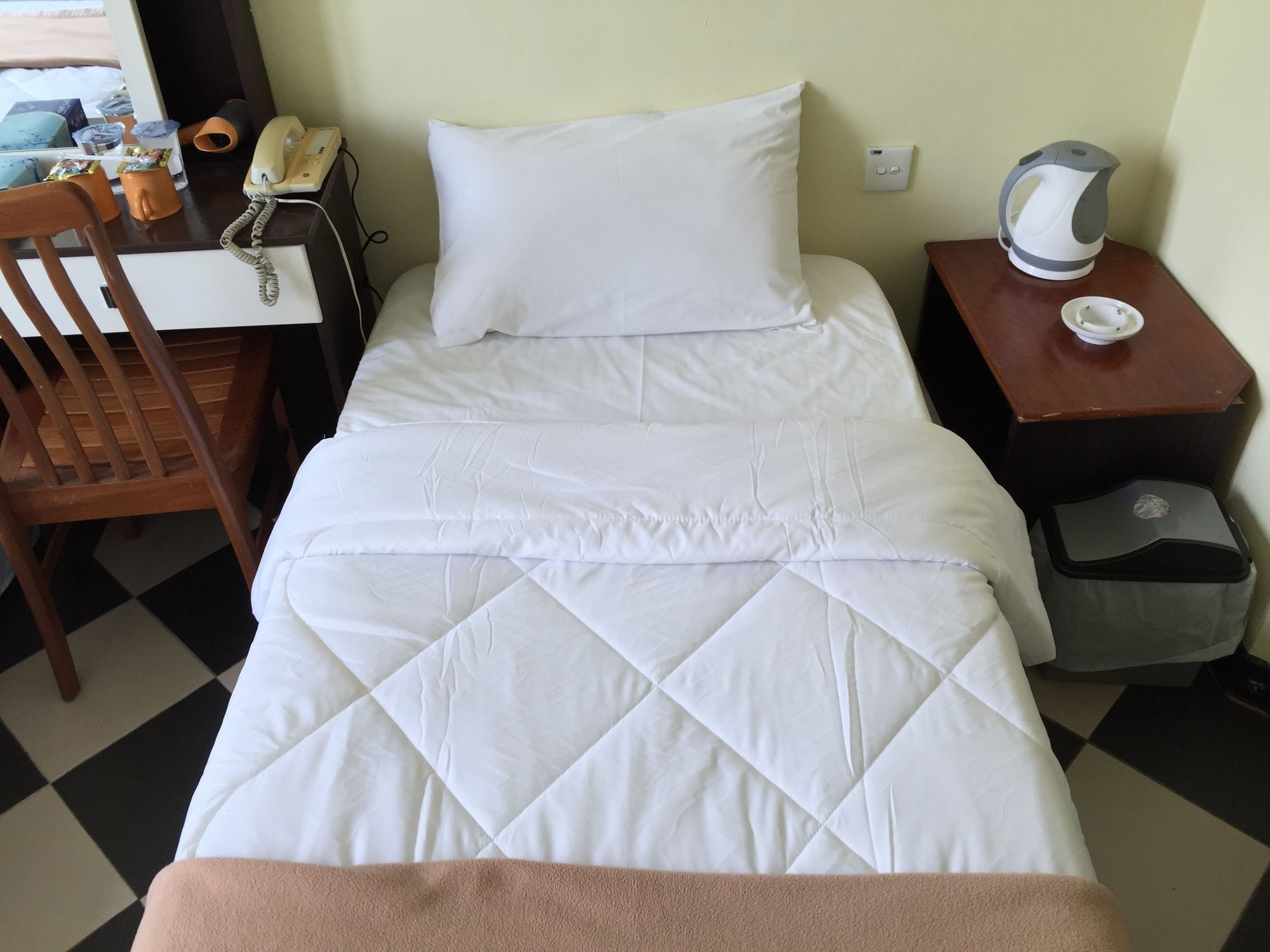 Фото BudgetOne Hotel