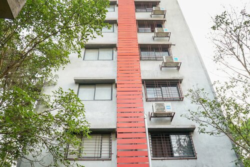 Гостиница Oyo 9028 Hotel Blu Pebbles в Дели