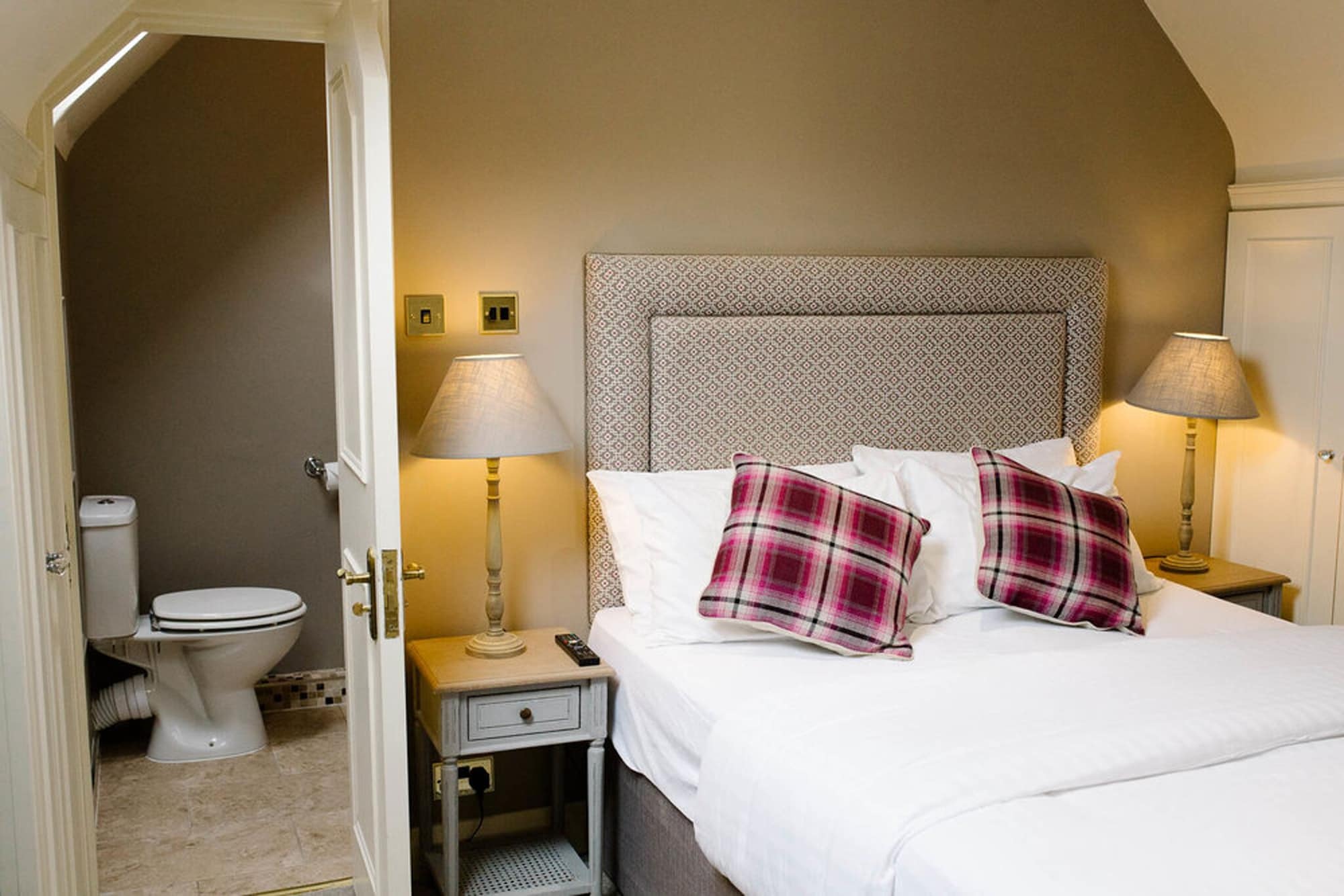 Фото Prince of Wales - Townhouse