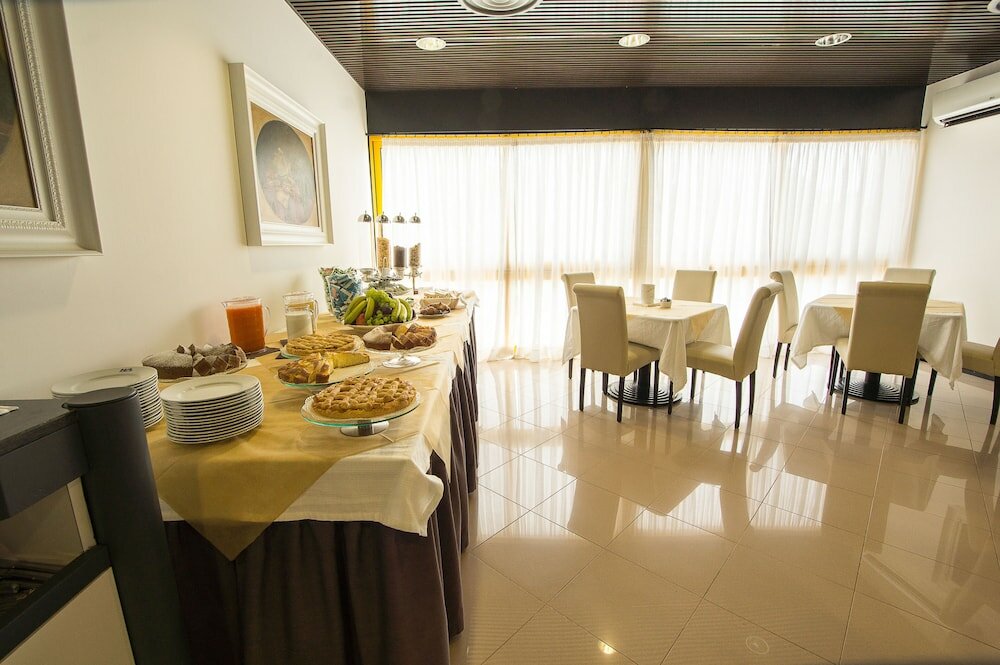 Фото Hotel Santa Lucia