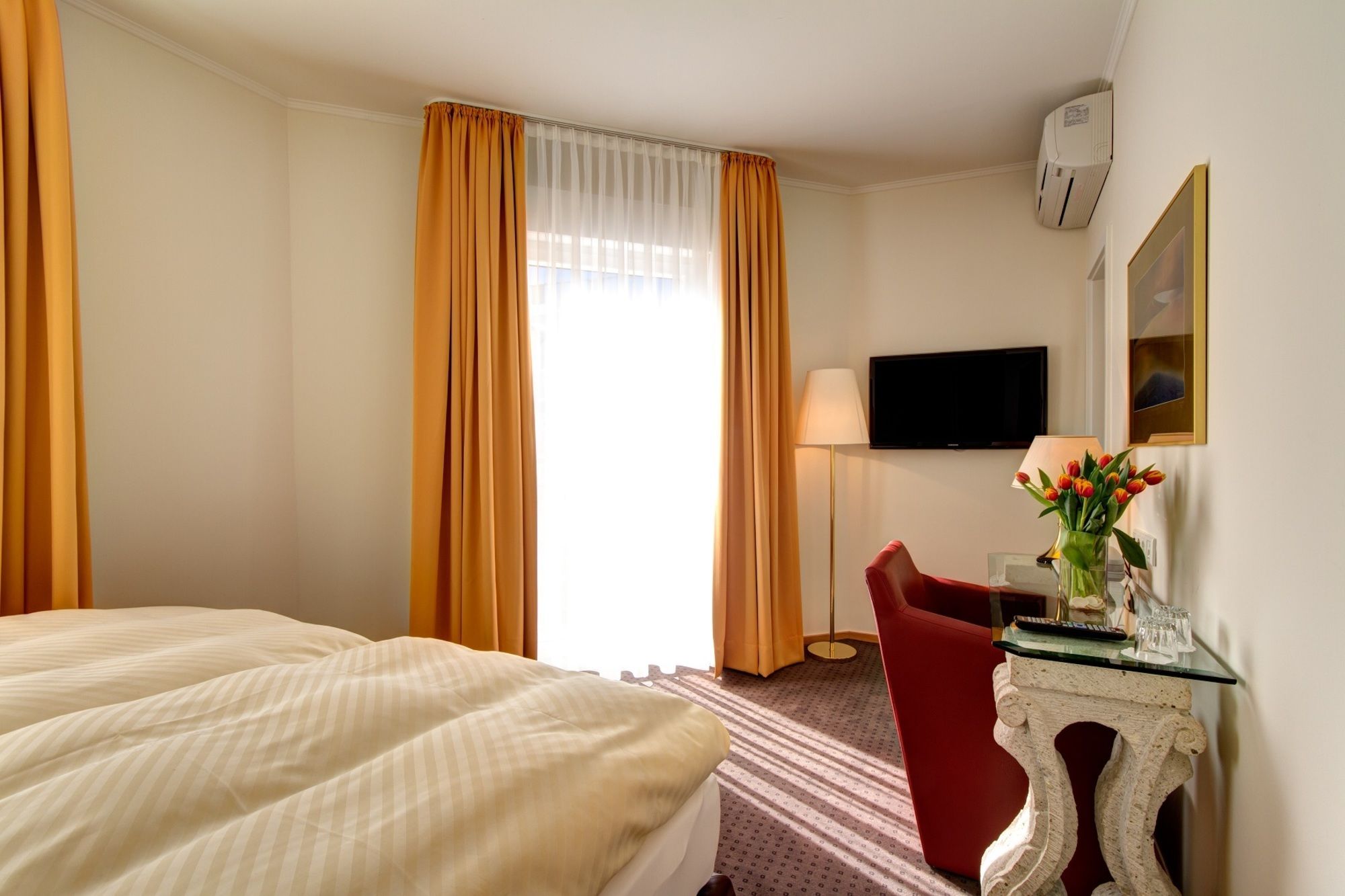 Фото Hotel Heidelberger Hof