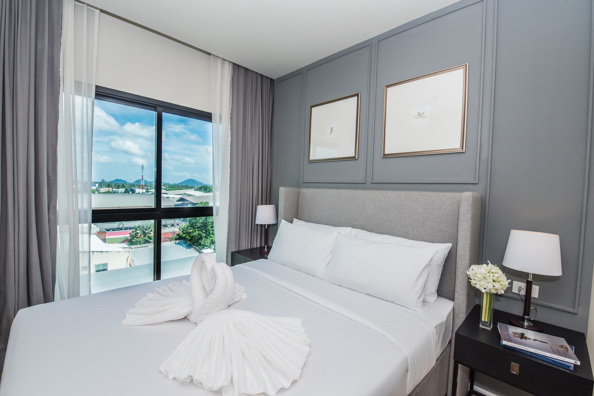 Фото Dlux Condominium