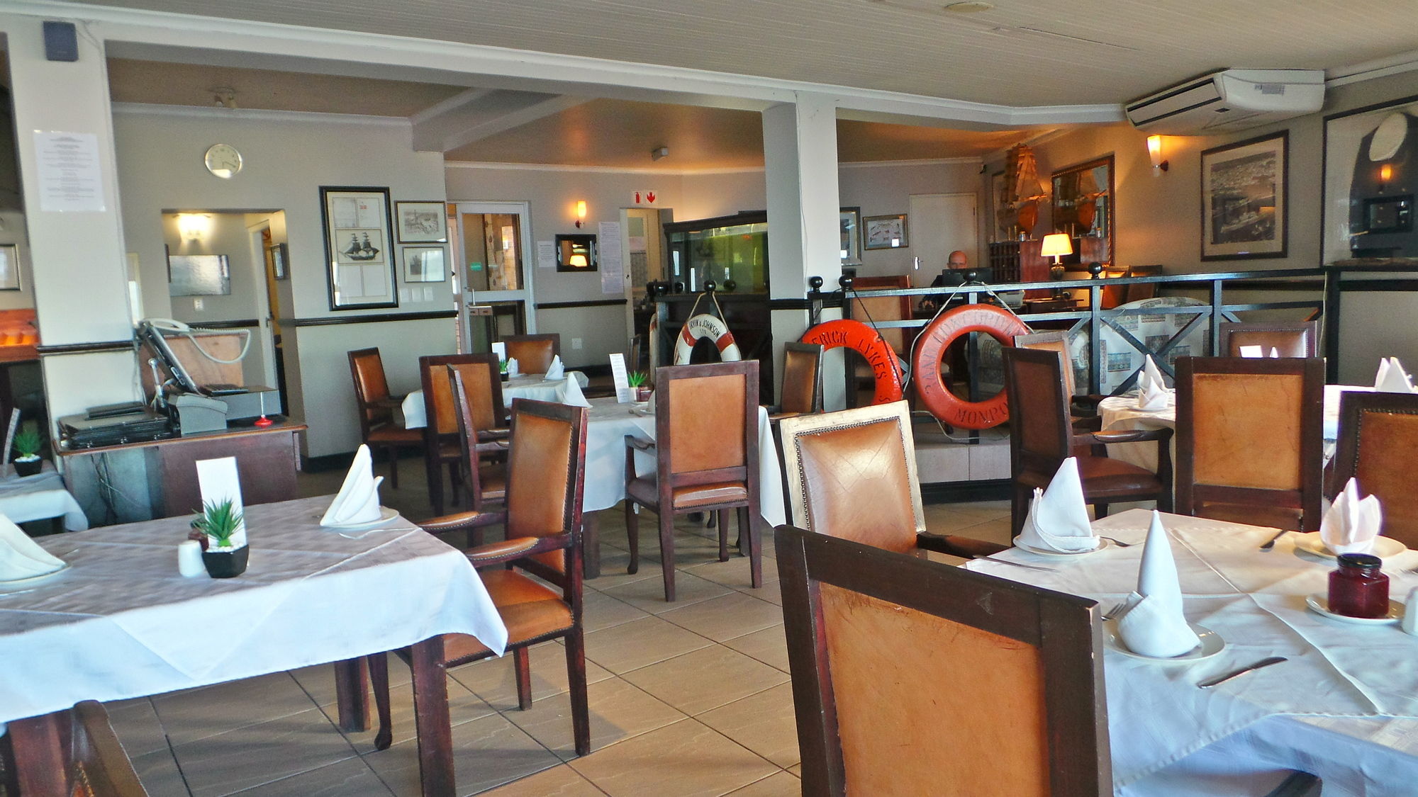 Фото The Chapman Hotel & Conference Centre