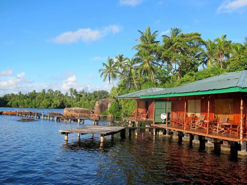 Гостиница Shiny Lakeside Resort в Хиккадуве