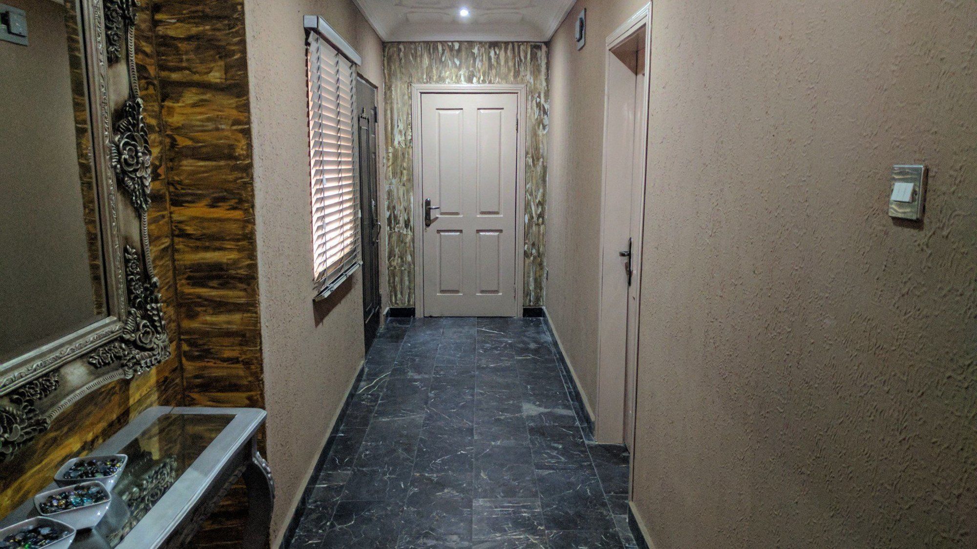 Фото Porschester Hotel and Suite