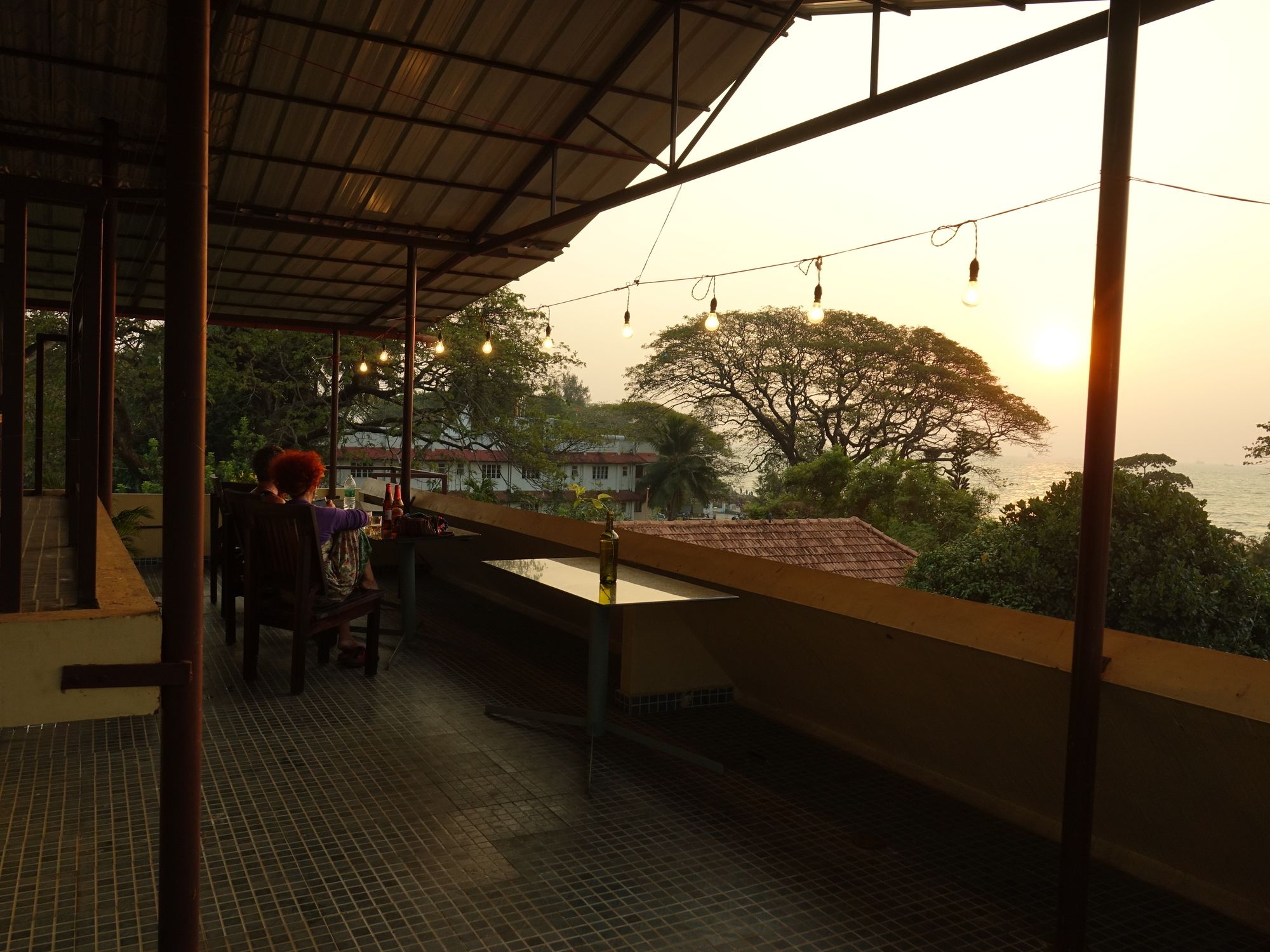 Фото Fortkochi Beach Inn