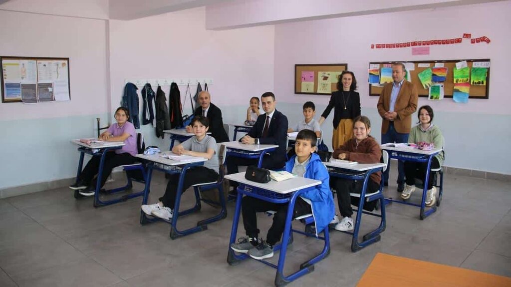 School Pirpir Secondary School, Cilimli, photo