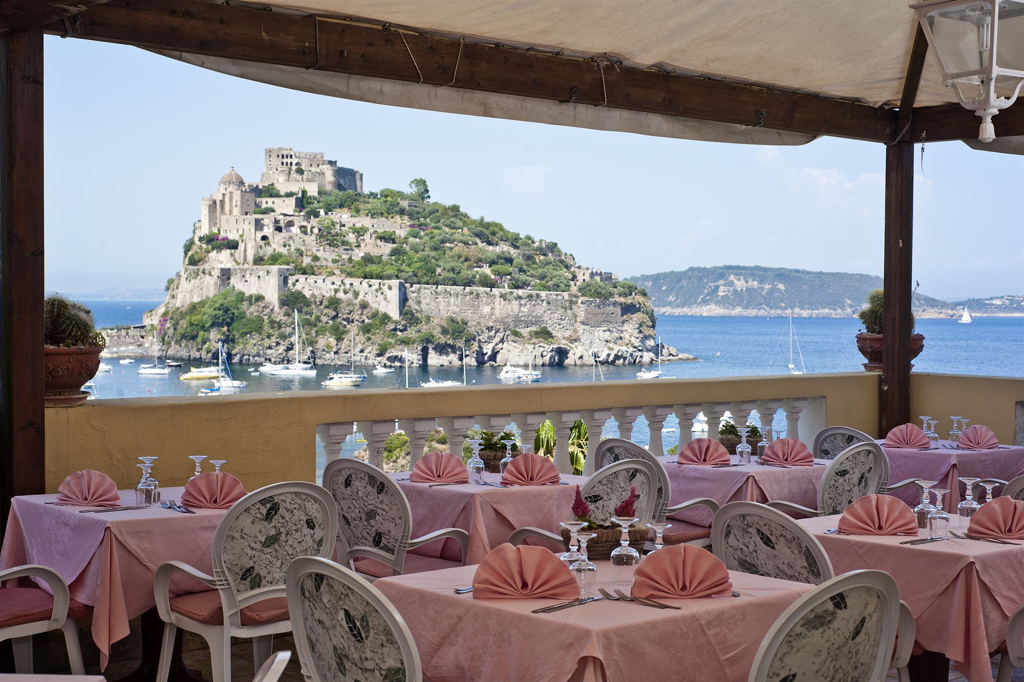 Фото Hotel Giardino delle Ninfe e La Fenice