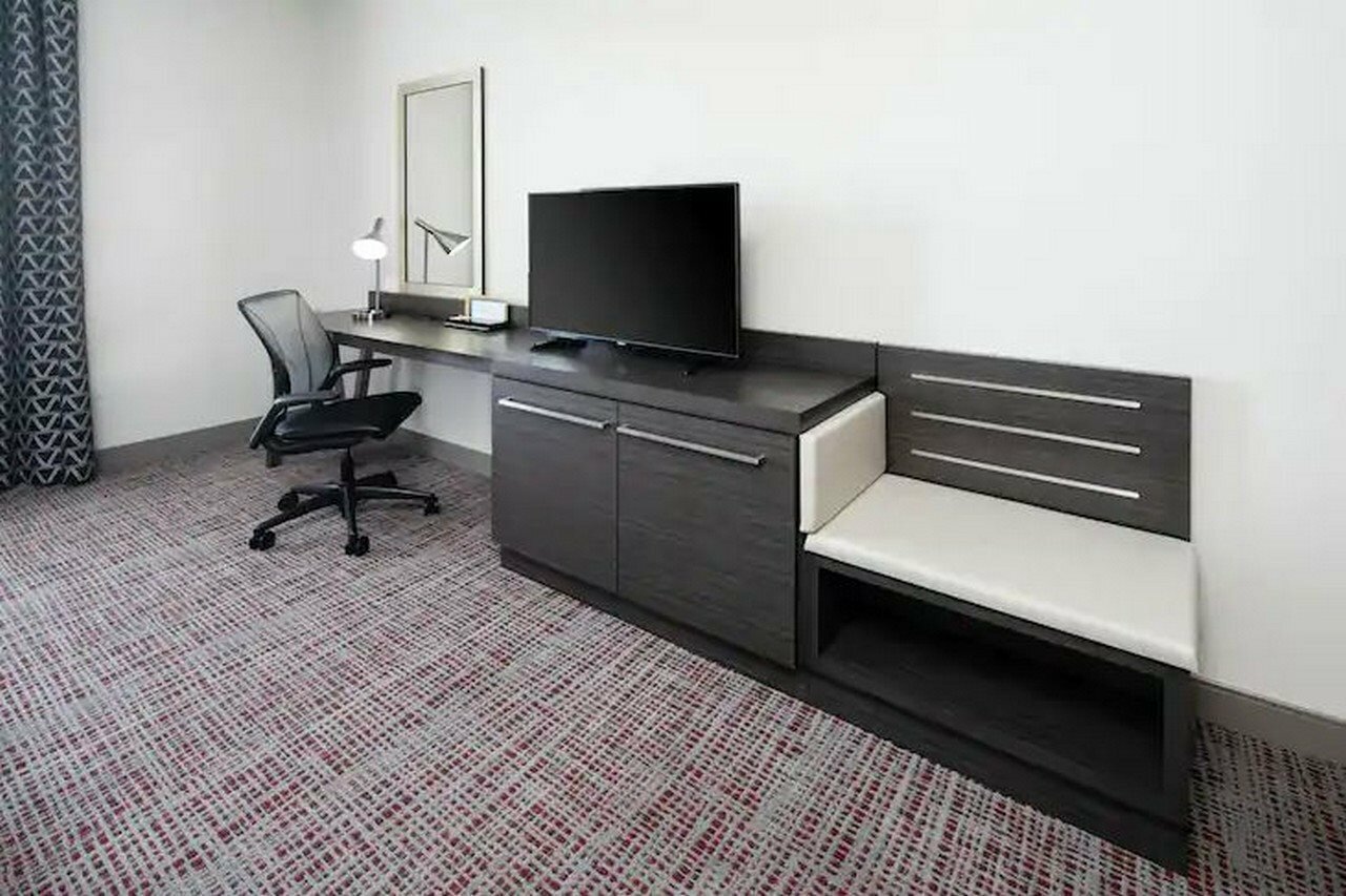 Фото Hilton Garden Inn Irvine Spectrum Lake Forest