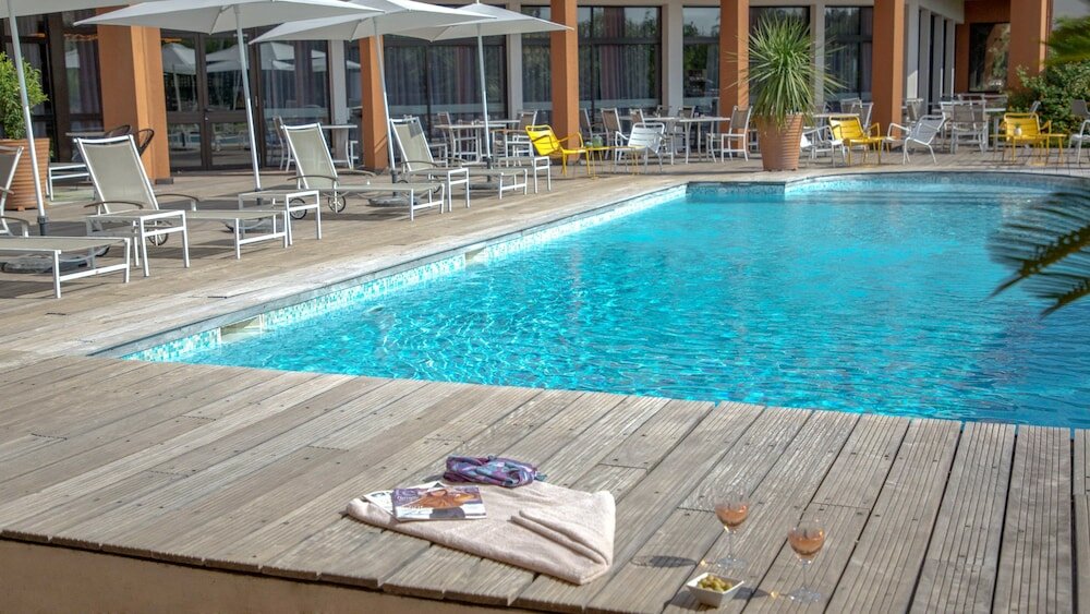 Фото Отель Mercure Hyeres Centre