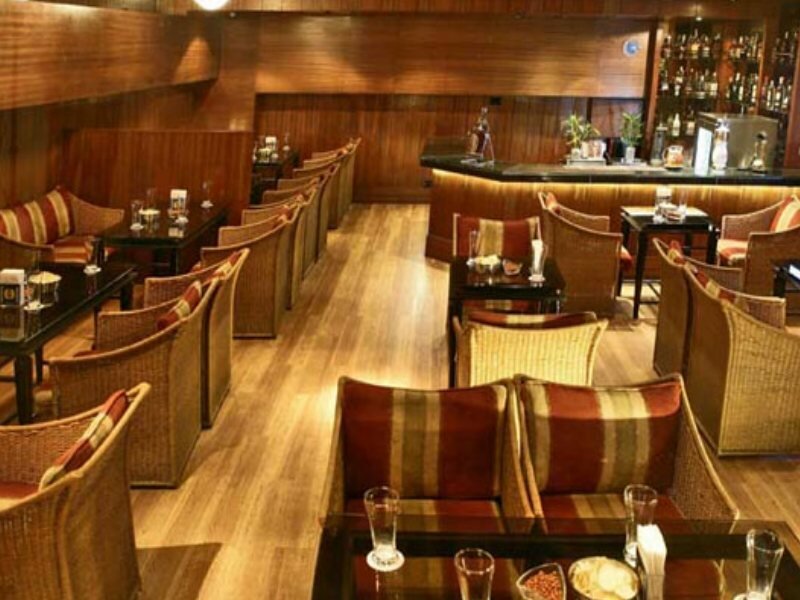 Фото Hotel Kohinoor Continental, Airport
