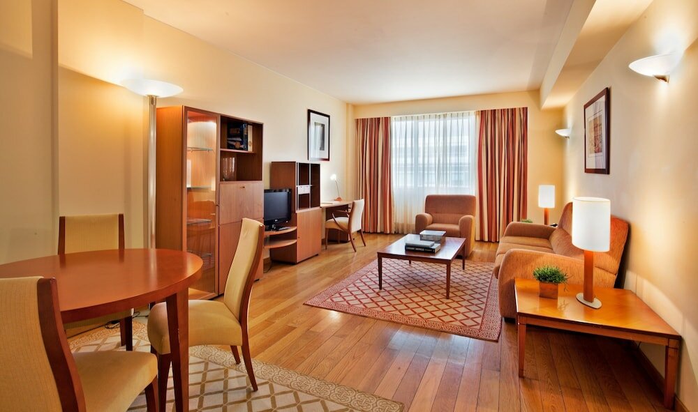 Фото Altis Suites - Apartamentos Turísticos