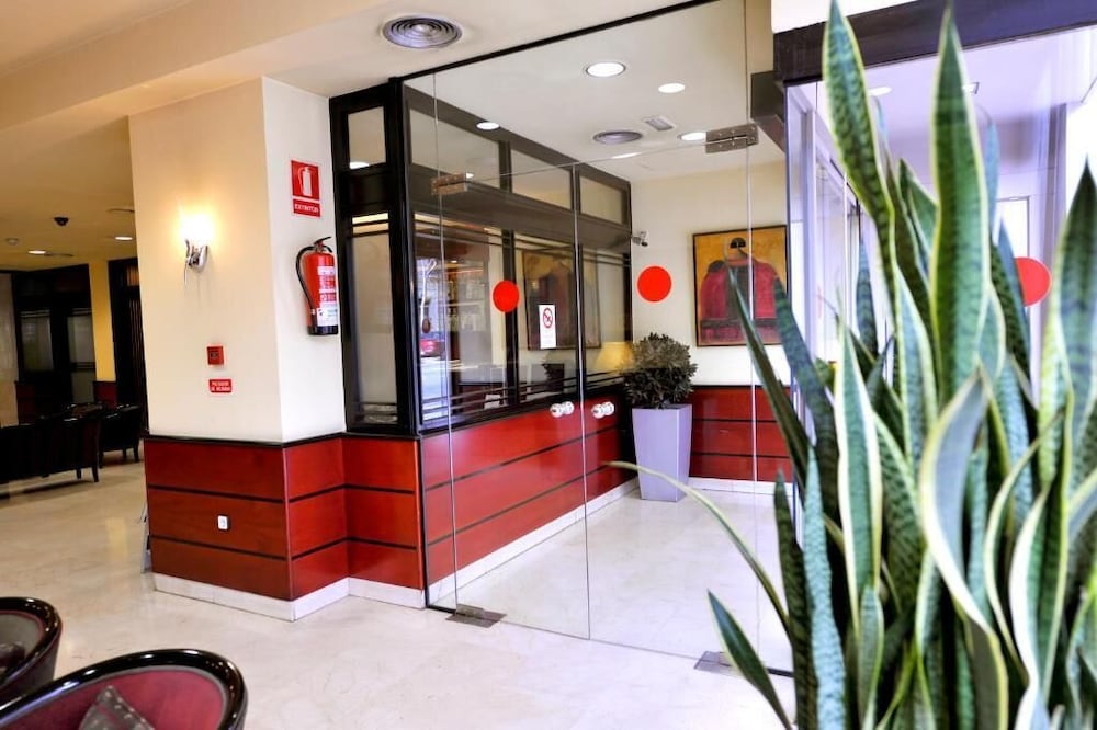 Фото Hotel Glories