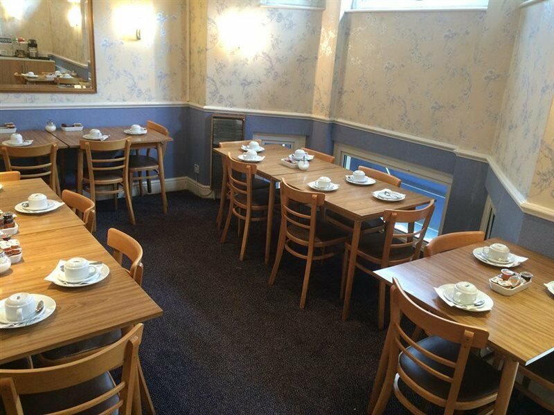 Фото West Cromwell Hotel