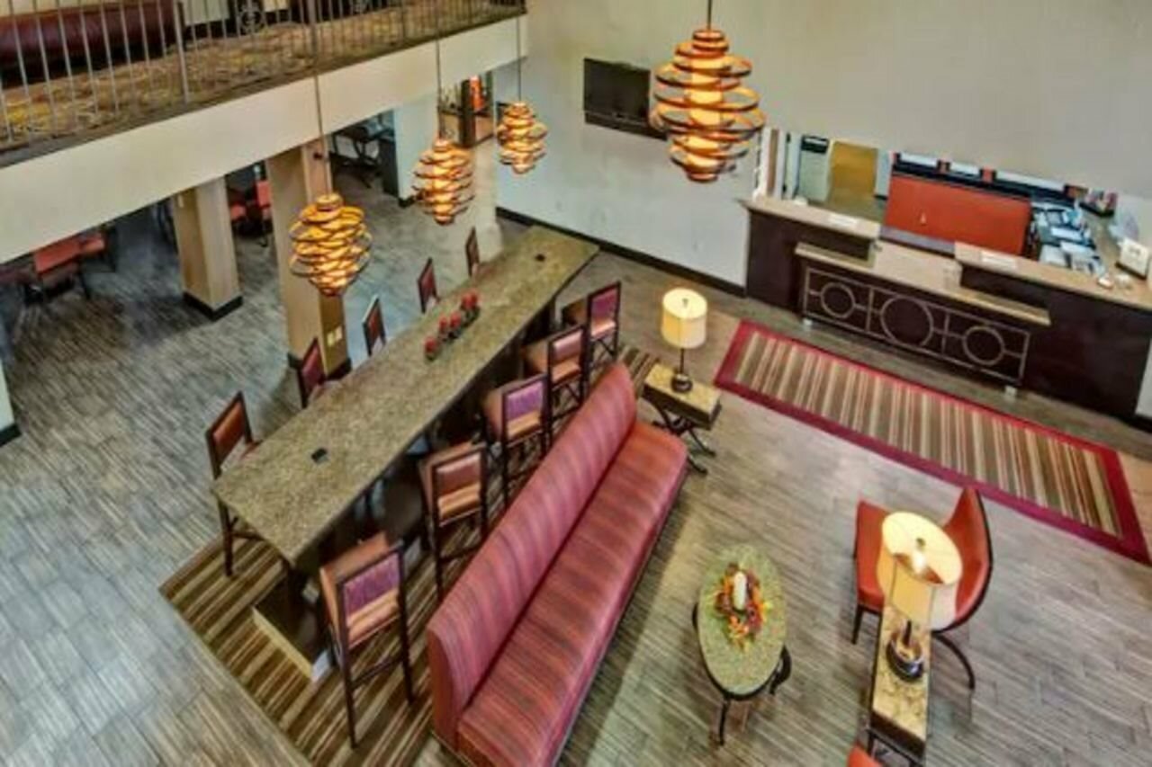 Фото Hampton Inn Clarksville