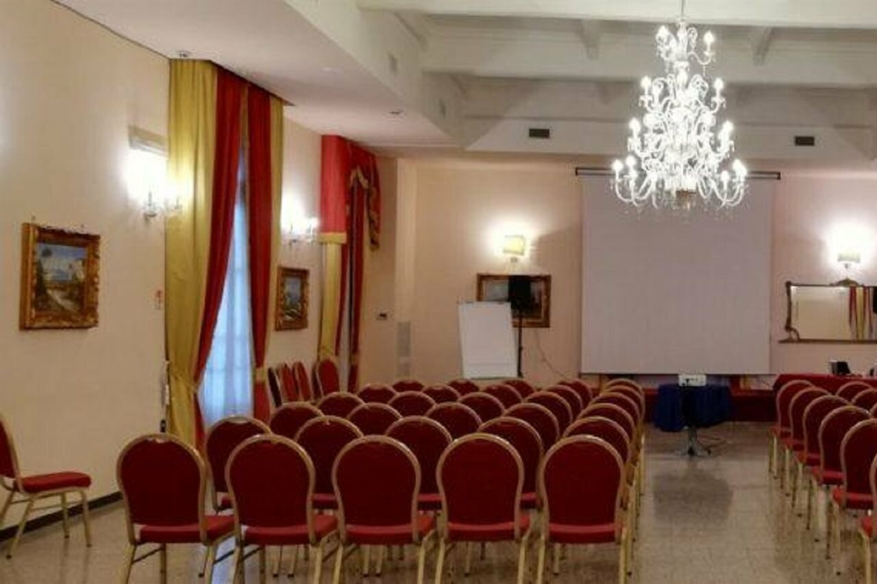 Фото Grand Hotel Capodimonte