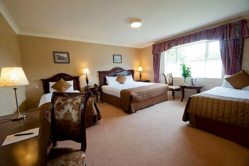 Гостиница Finnstown Castle Hotel