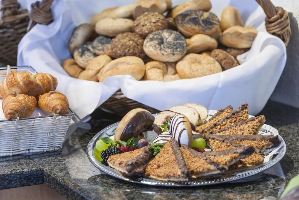 Фото Hotel Berlin