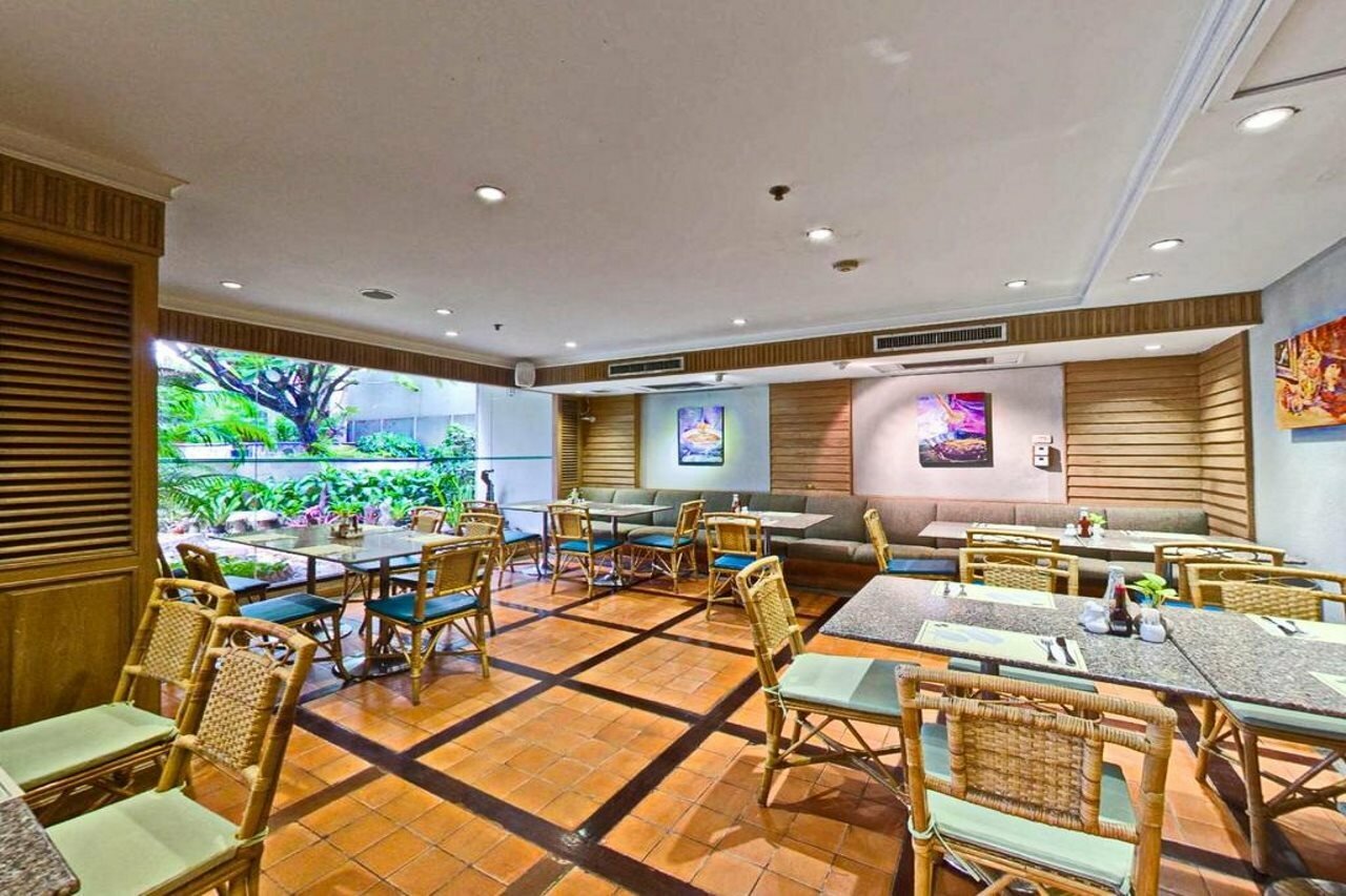 Фото Silom Serene Hotel