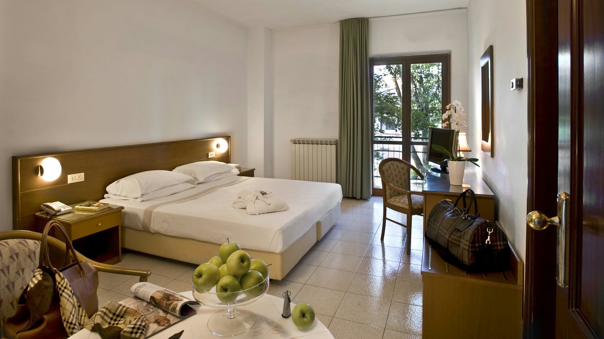 Фото Albergo La Pace