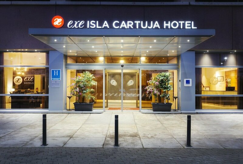 Гостиница Hotel Exe Isla Cartuja в Севилье