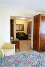 Фото Bedtime Inn & Suites