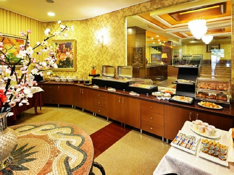 Фото Hotel Austria