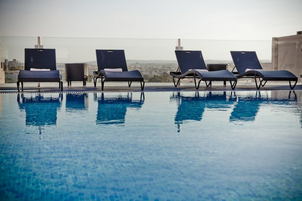 Фото Labranda Rocca Nettuno Suites