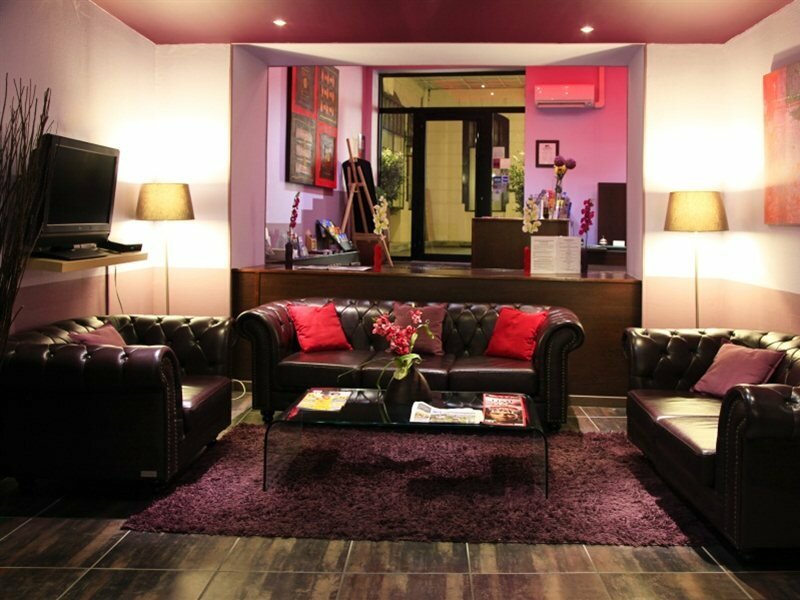 Фото отеля 2