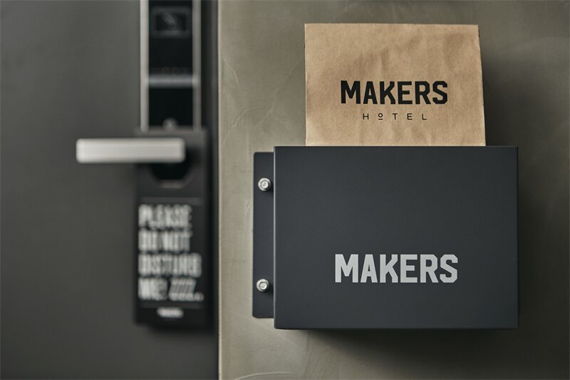 Фото Jongno Makers X Pretty Hotel