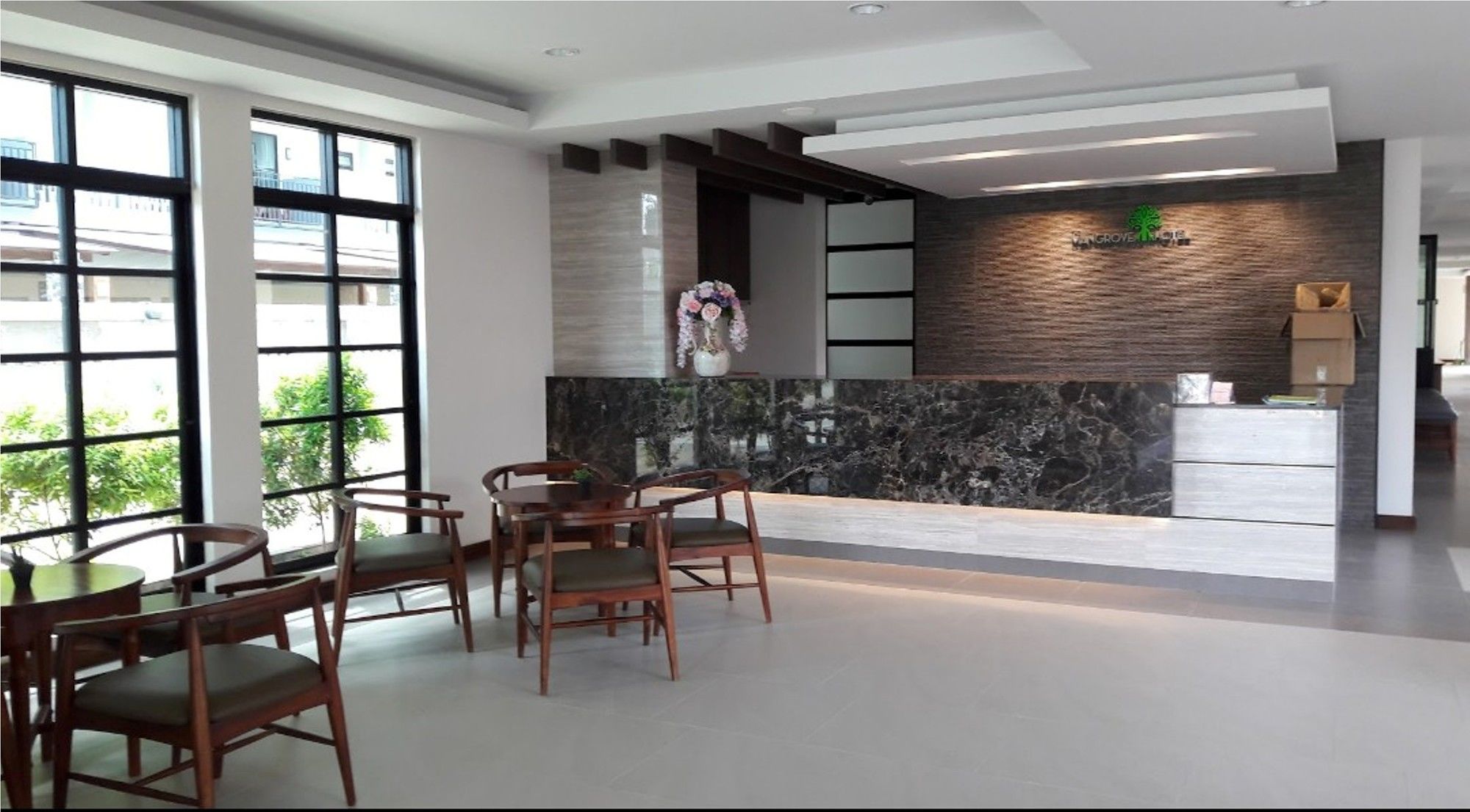 Фото The Mangrove Hotel