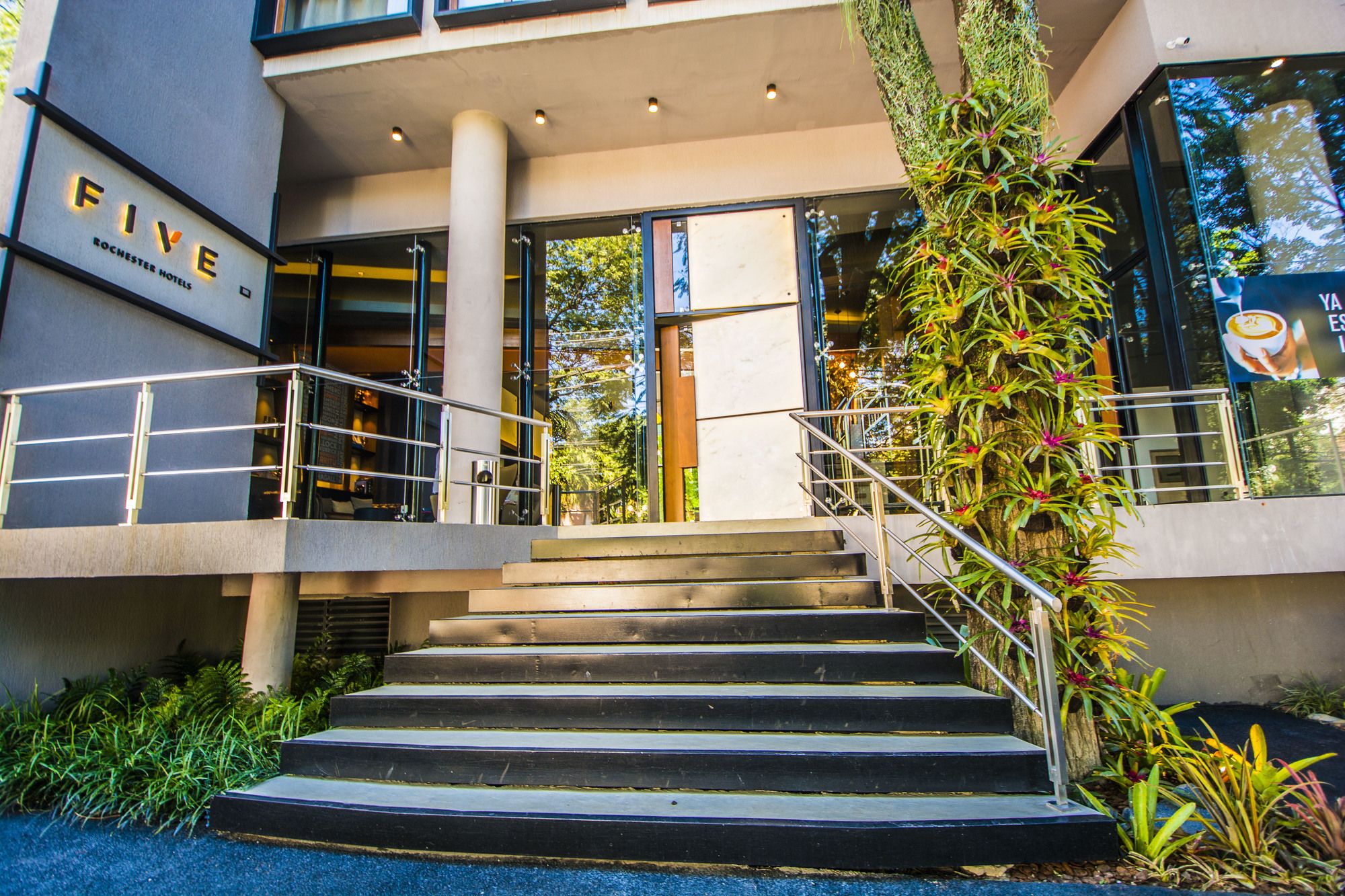 Фото Five Hotel & Residences