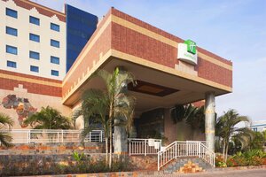 Гостиница Holiday Inn Accra Airport