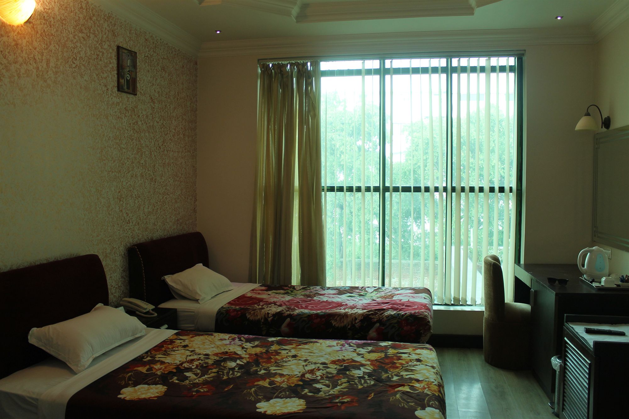 Фото отеля 3