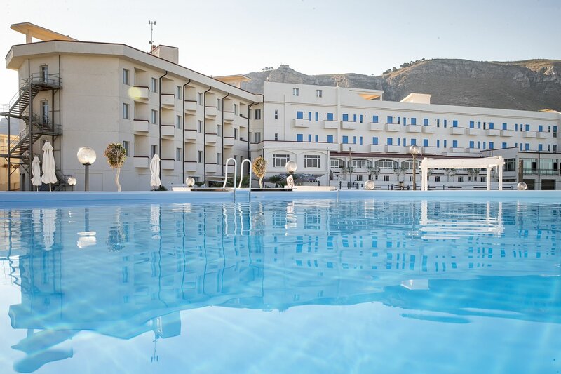Гостиница Tirreno Hotel